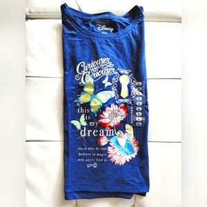NWT Disney Alice in Wonderland Juniors Crop T shirt/Tee